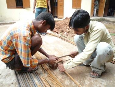 Retrofitting buildings in India to limit earthquake damage