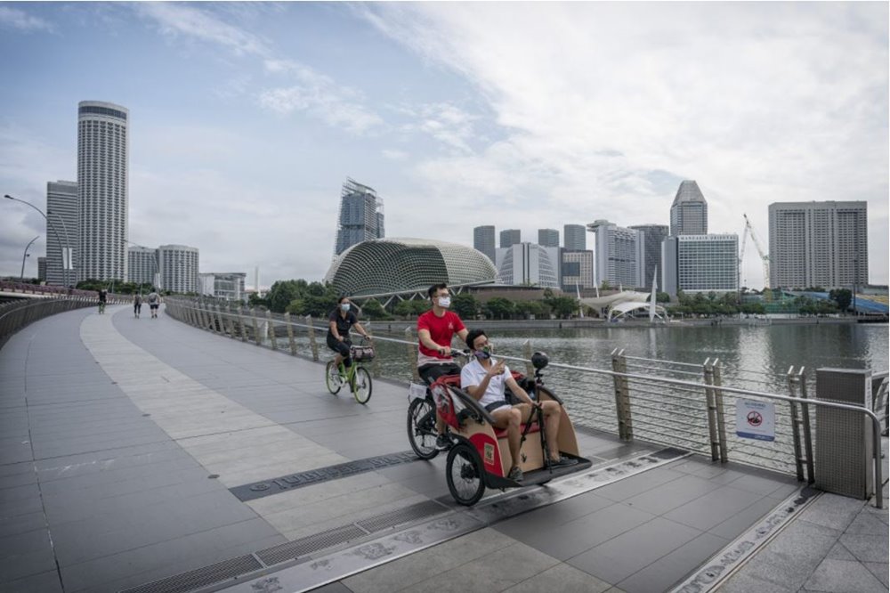 Virtual Reality Helps Seniors and Persons with Disabilities Explore Singapore